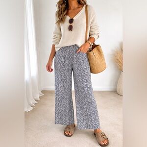 H&M Navy & White Wide Leg Printed Pants – Size Medium